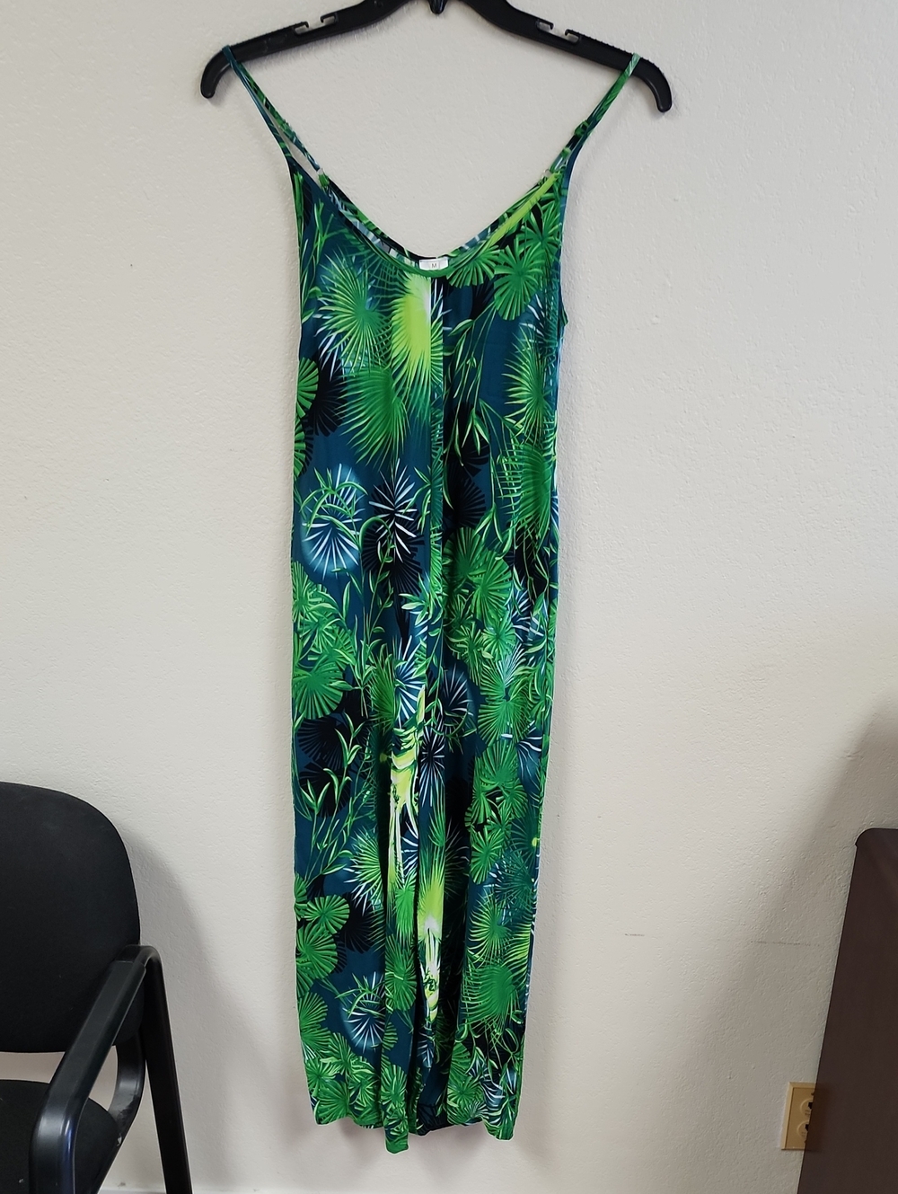🥳Buenos Ninos Jungle Green dress/Jumpsuit Size M
